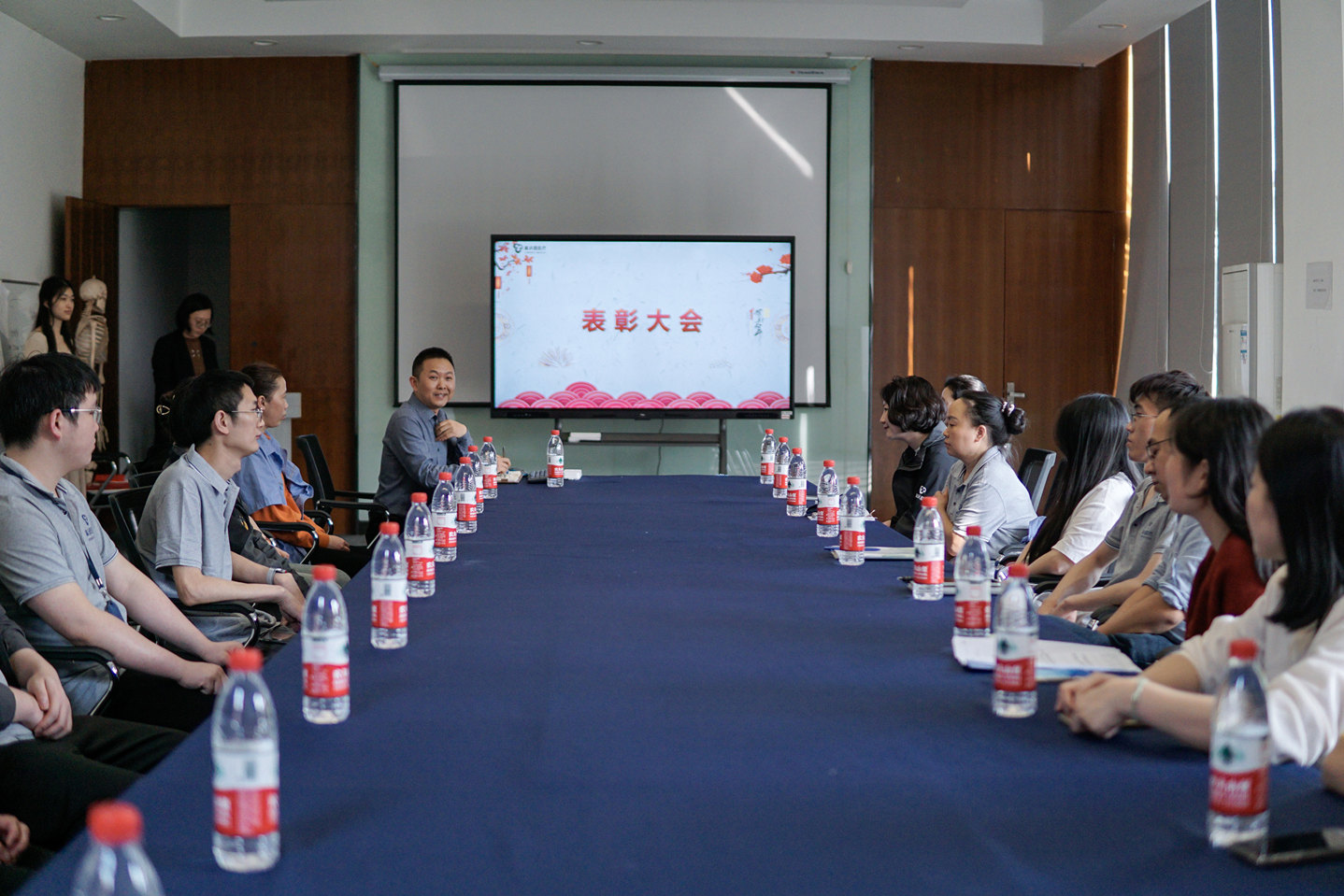 共譜發(fā)展新篇章！富沃思優(yōu)秀員工表彰大會(huì)順利召開(kāi)